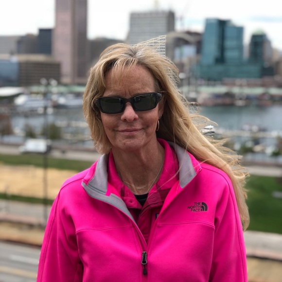 Meet your Posher, Karen - Picture 1 of 1